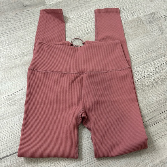 Cute Mauve Pink Back Lace Up Ribbed Leggings - Size Xs/Small - Picture 3 of 4